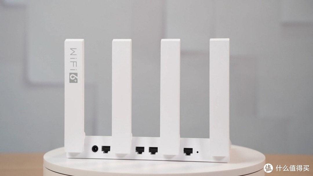 华为AX3Pro路由器DIY拆机换天线，实测信号速率提升明显