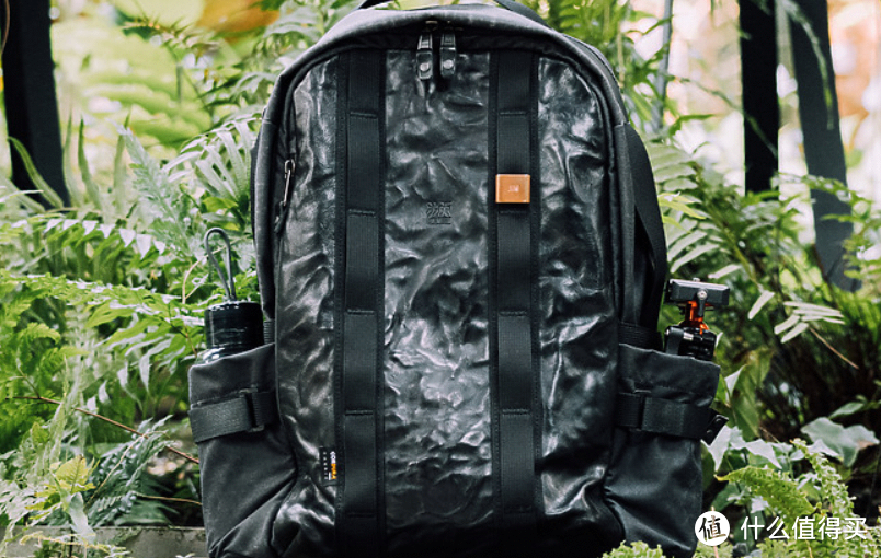 大促销买入的生活商务背包 沃坦 URBAN EXPLORER 城市探险者