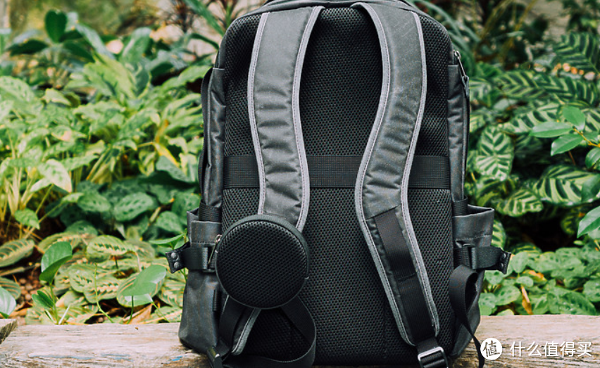 大促销买入的生活商务背包 沃坦 URBAN EXPLORER 城市探险者