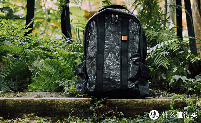 大促销买入的生活商务背包 沃坦 URBAN EXPLORER 城市探险者
