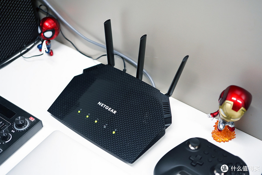 网件RAX10 Wi-Fi 6电竞路由器，降低游戏延时，速度稳定为先