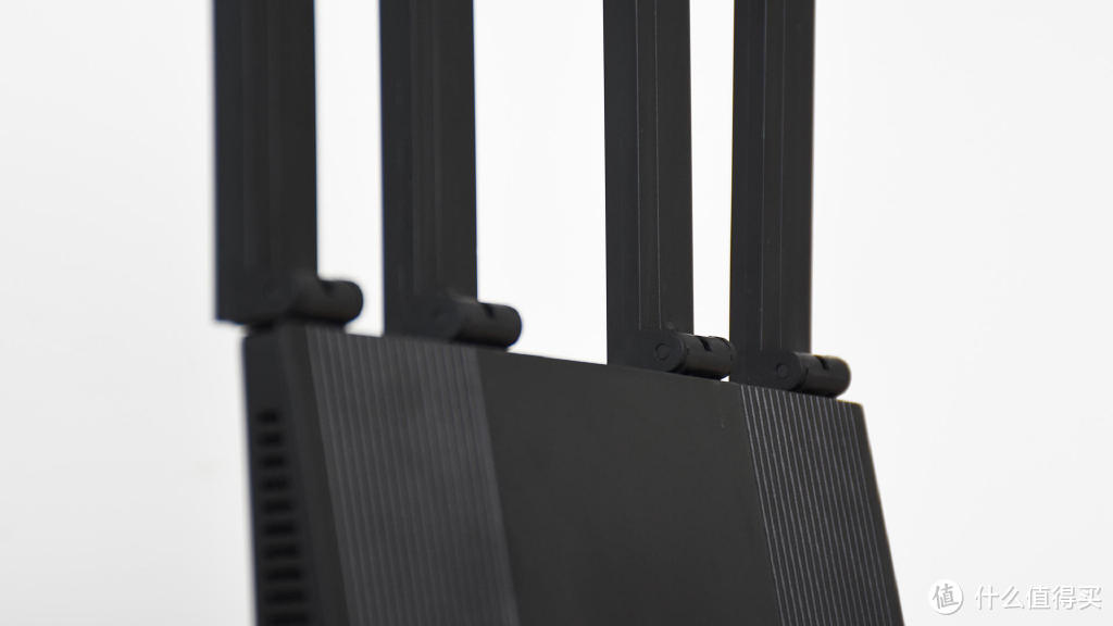 飞邑AX3000无线路由器：立式结构，硬核性能