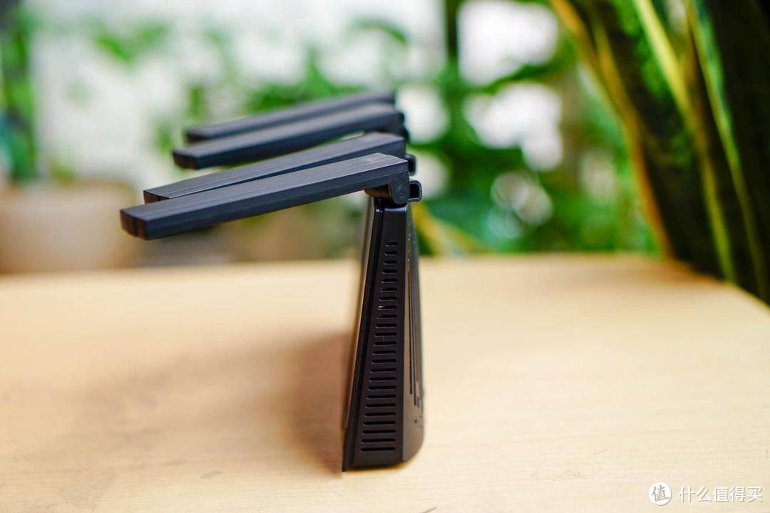 稳定的网络环境才是智能生活的基础，飞邑AX3000双频千兆Wi-Fi6无线路由器 