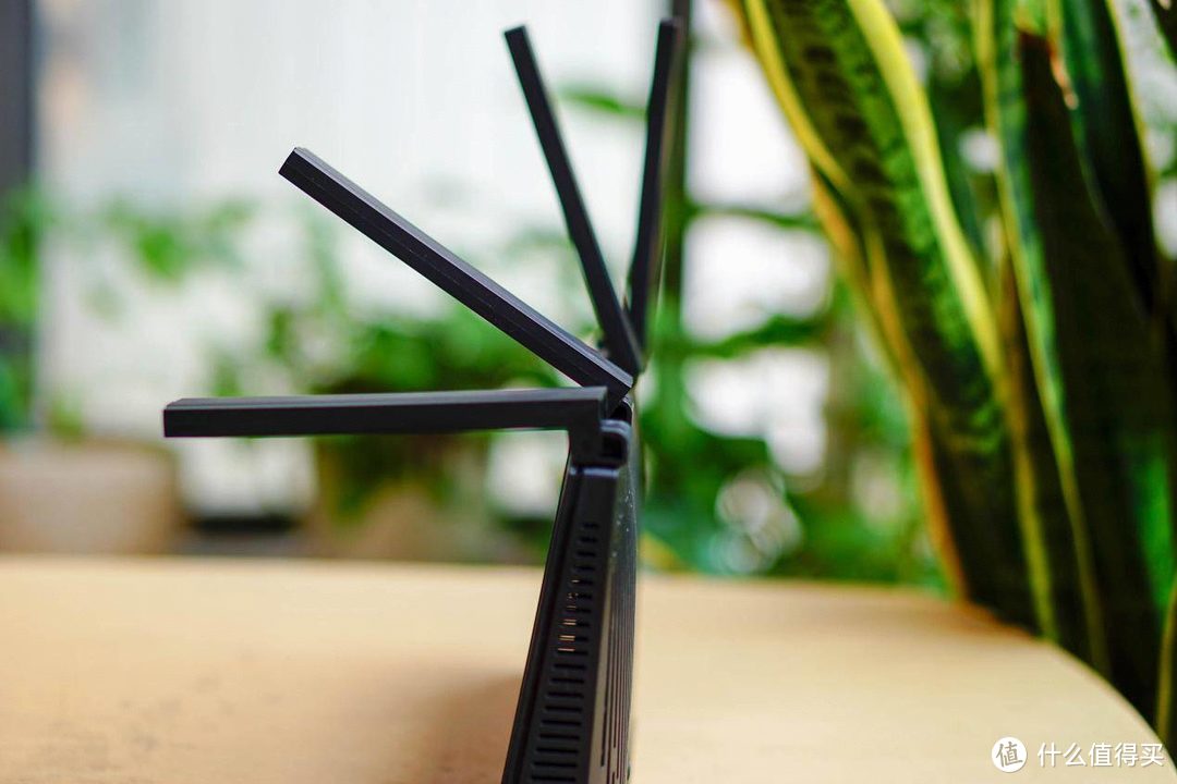 稳定的网络环境才是智能生活的基础，飞邑AX3000双频千兆Wi-Fi6无线路由器 