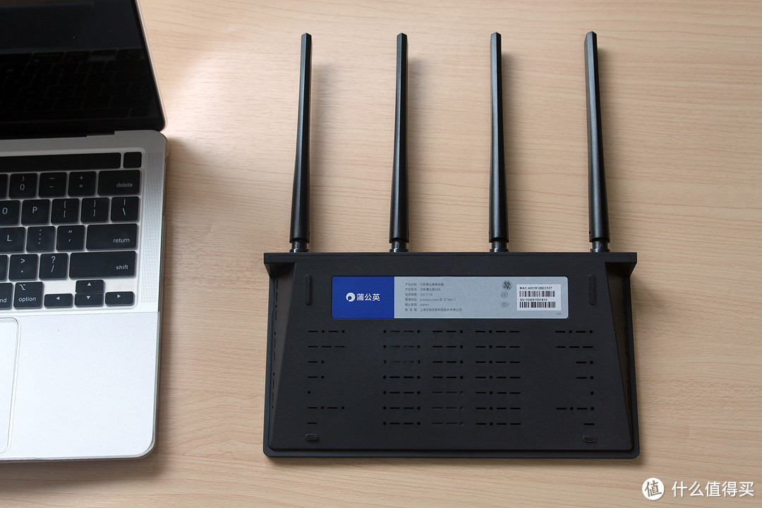 全千兆智能路由器是不是很贵？原来只需百元就能入手！