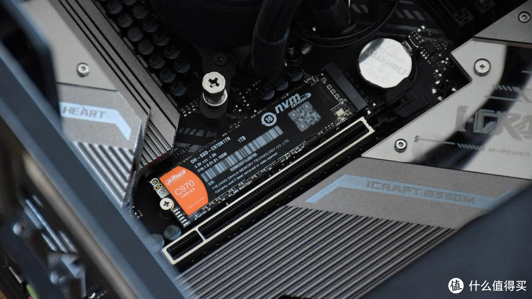 大华存储C970系列PCIe Gen4_0 NVMe固态硬盘：高速读写，品质保障