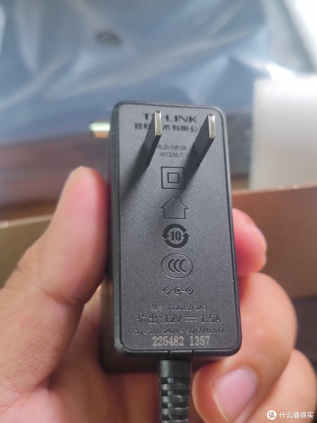 这个12V..是TP系列路由器的适配器吗,只有1.5A新省