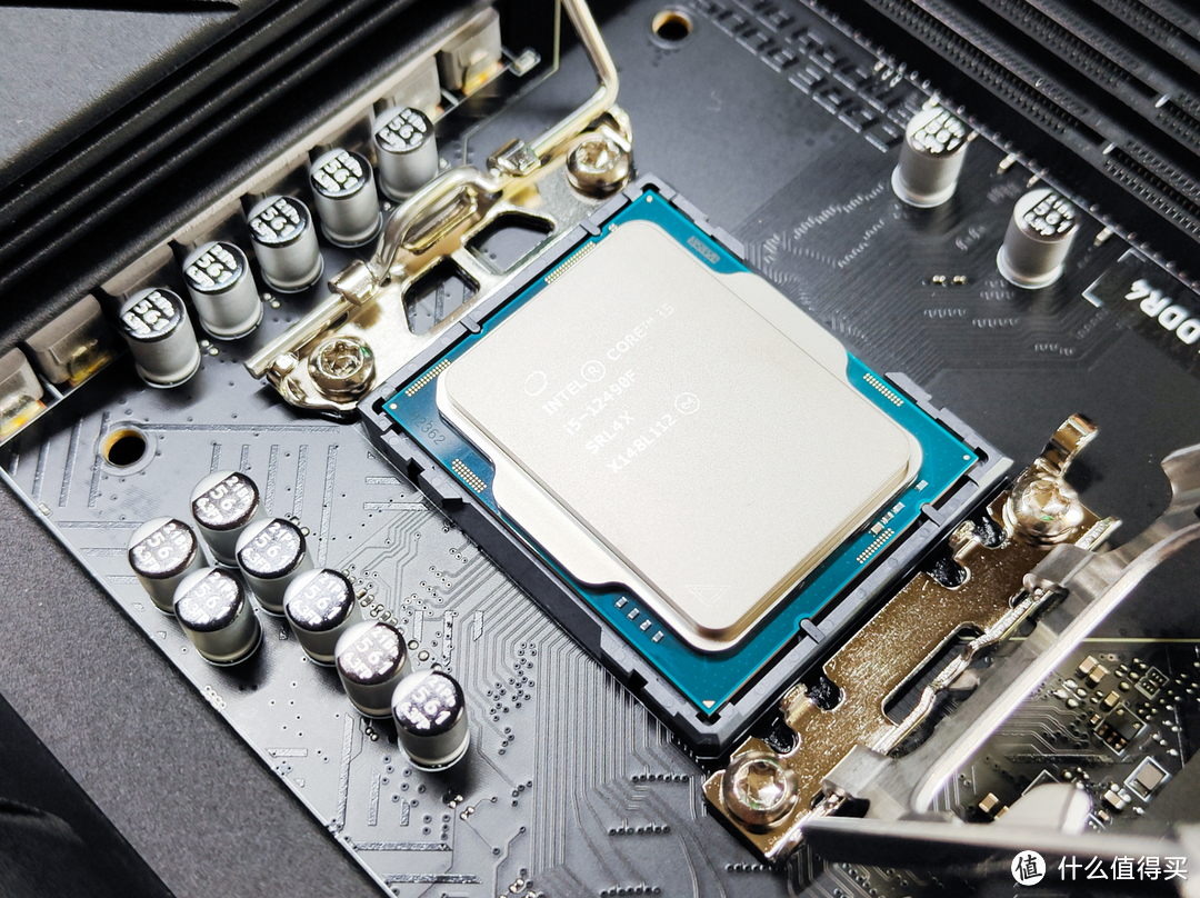 降级销售还能继续超!长鑫颗粒YYDS!百元级别金百达普条内存超频评测!