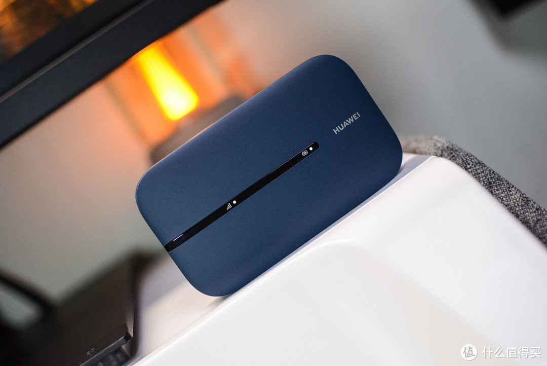 信用卡大小的路由器：便携式设计，华为随行WiFi3 Pro评测