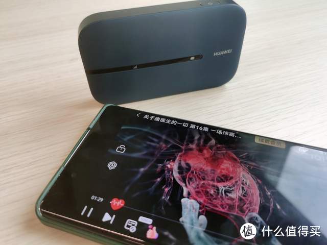 华为新品体验，不用备用机用它，华为随行WiFi3 Pro评测