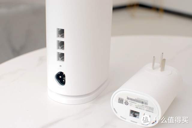 华为路由Q6电力线版：鸿蒙加持，突破距离限制，有电就有WIFI