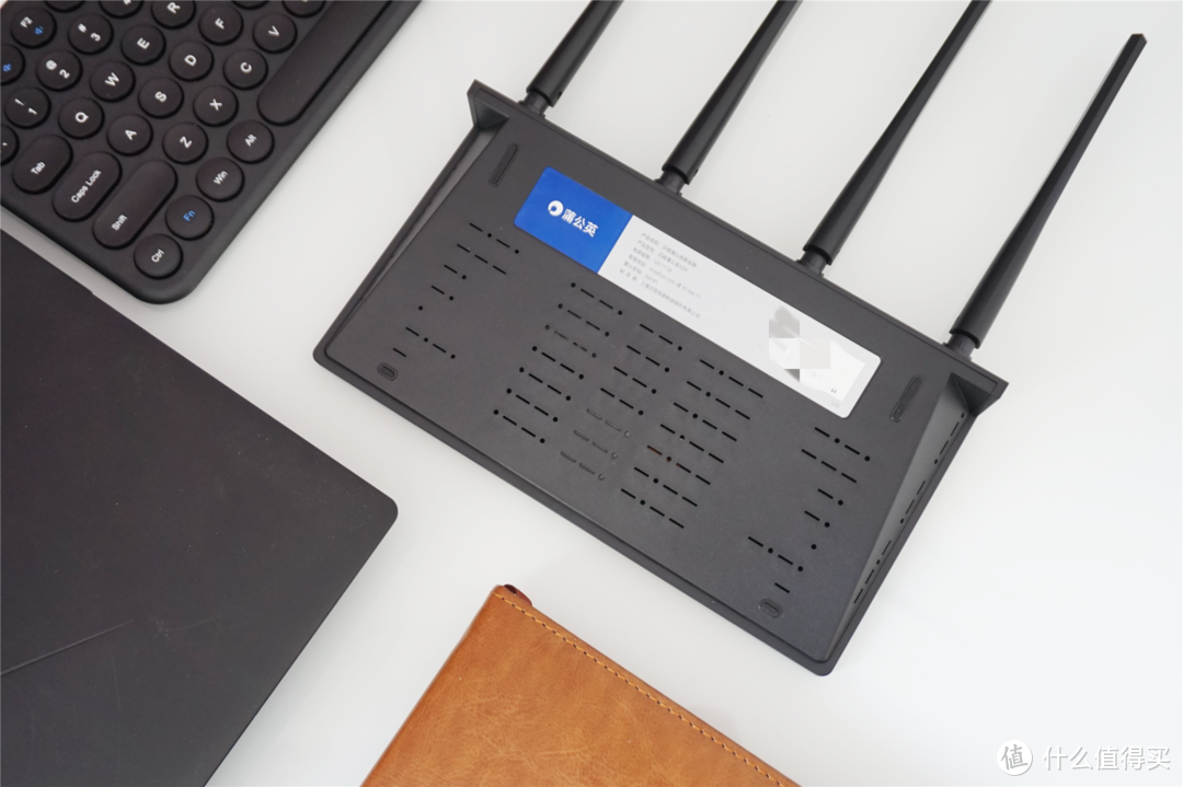 智能组网没那么复杂,百元级千兆智能路由器蒲公英X3A也能轻松搞定