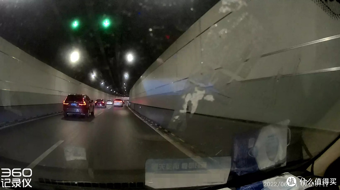 2K高清夜视,前后双录的智能行车记录仪,360 M320Pro