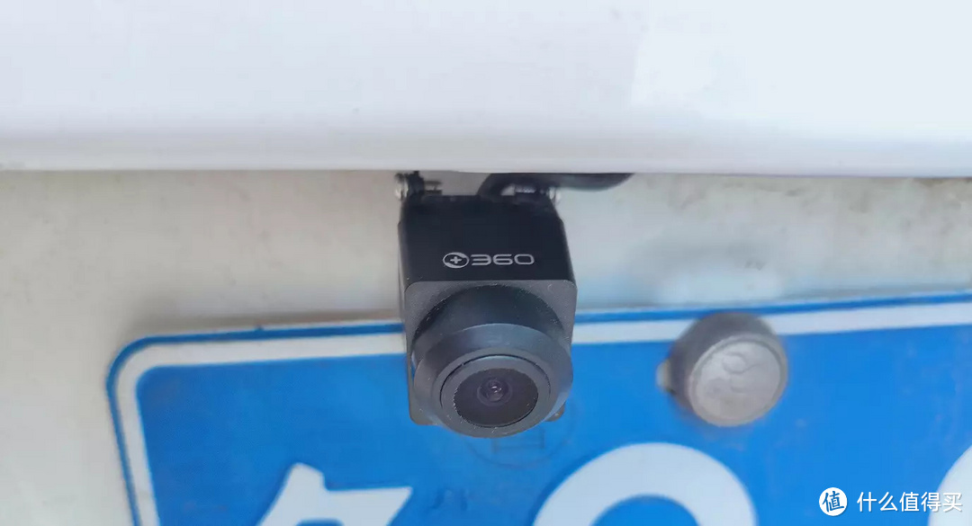 2K高清夜视,前后双录的智能行车记录仪,360 M320Pro