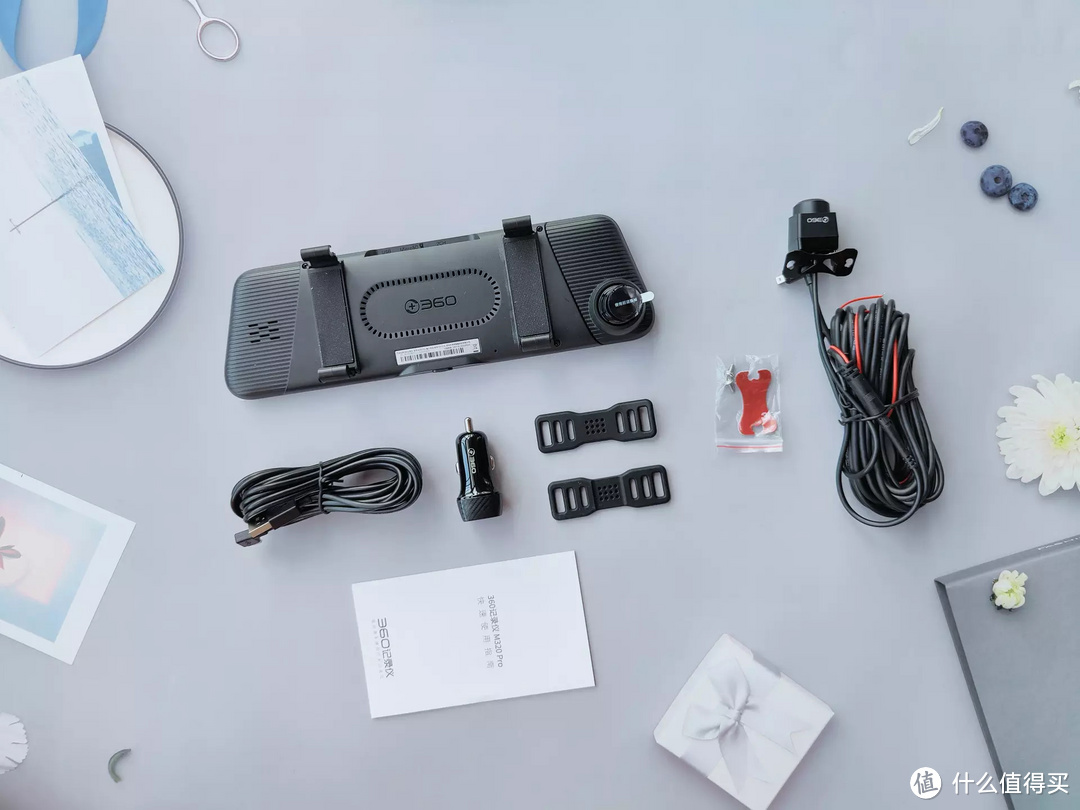 2K高清夜视,前后双录的智能行车记录仪,360 M320Pro