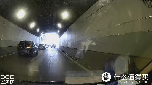 2K高清夜视,前后双录的智能行车记录仪,360 M320Pro