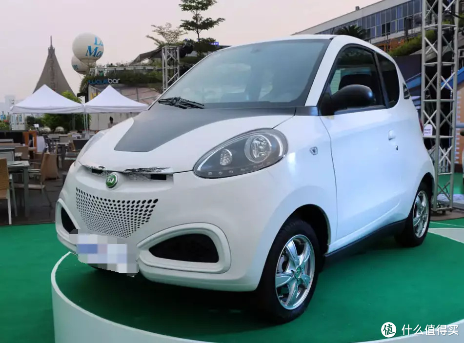 2K高清夜视,前后双录的智能行车记录仪,360 M320Pro