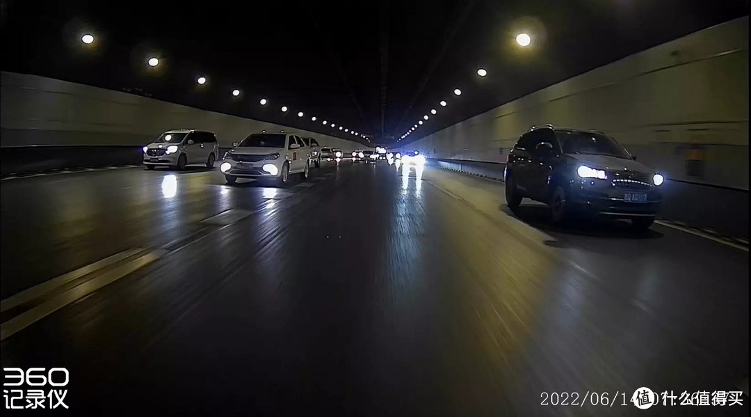 2K高清夜视,前后双录的智能行车记录仪,360 M320Pro