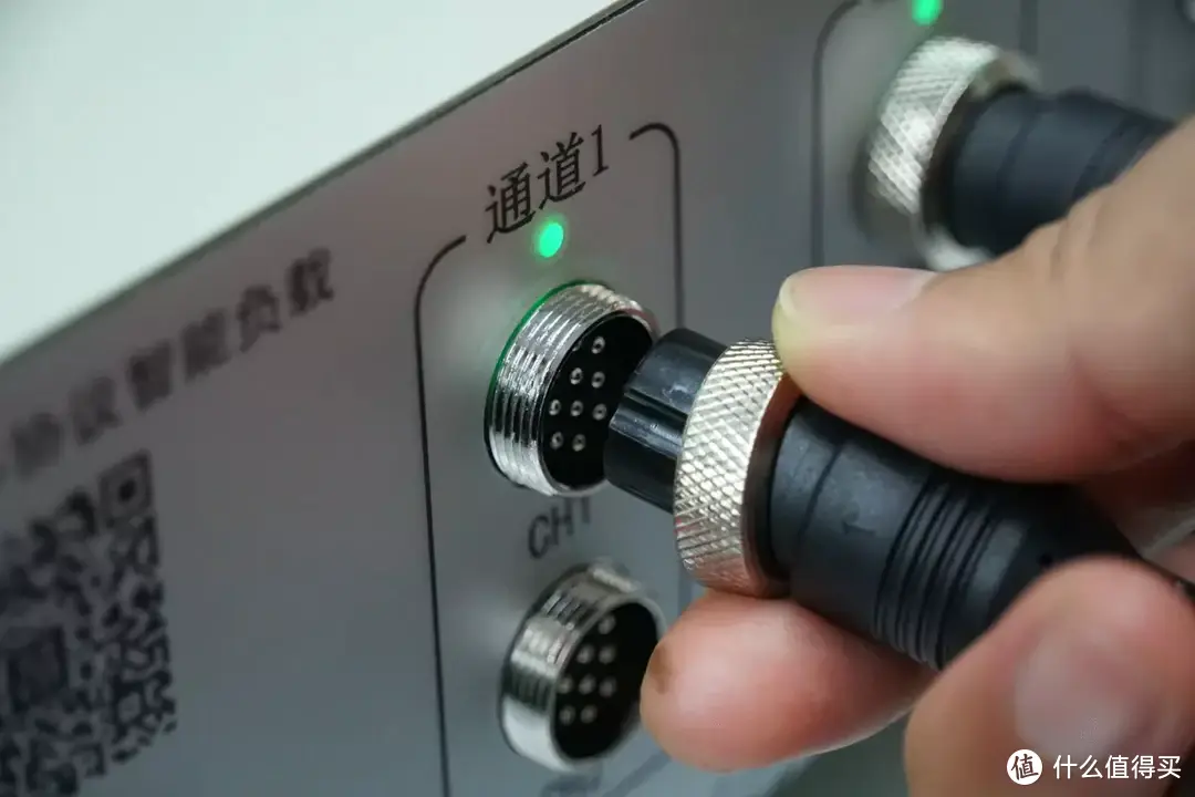 充电头网不可或缺的一部分，昂盛达ASD909x2多协议智能负载体验