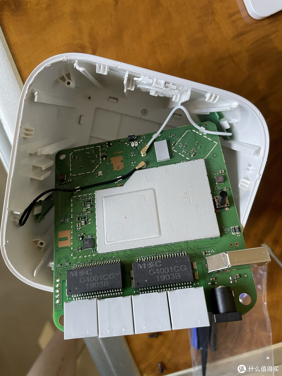 我给路由防暑降温~华为荣耀路由器Pro2加装散热风扇