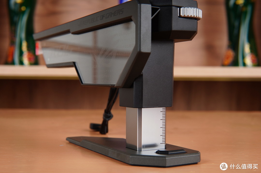 纯黑、紧凑、豪华,分形工艺Pop Air+ XPG D5 RO姬联名内存装机分享