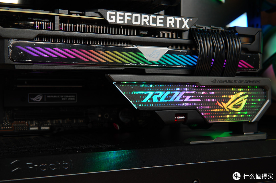 纯黑、紧凑、豪华,分形工艺Pop Air+ XPG D5 RO姬联名内存装机分享