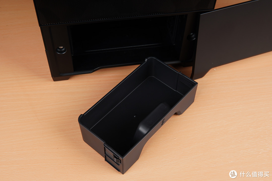 纯黑、紧凑、豪华,分形工艺Pop Air+ XPG D5 RO姬联名内存装机分享