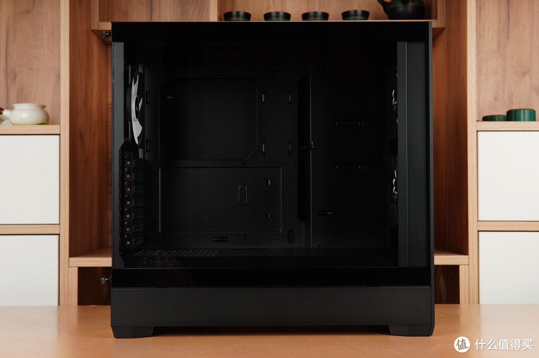 纯黑、紧凑、豪华,分形工艺Pop Air+ XPG D5 RO姬联名内存装机分享