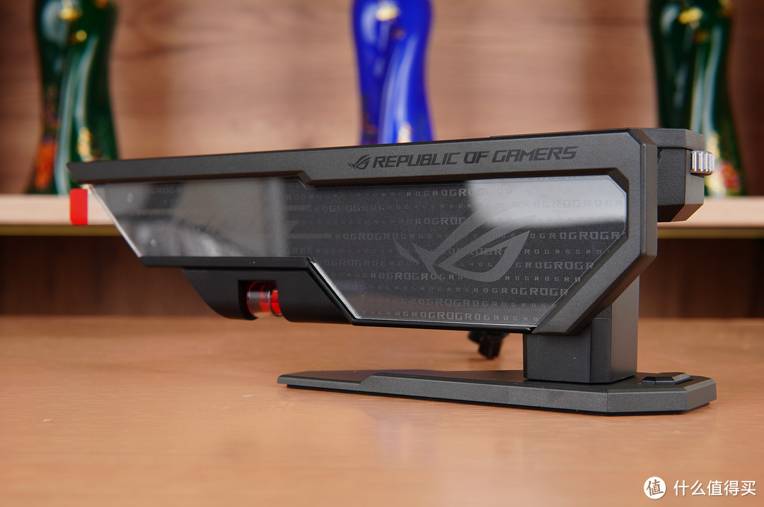 纯黑、紧凑、豪华,分形工艺Pop Air+ XPG D5 RO姬联名内存装机分享