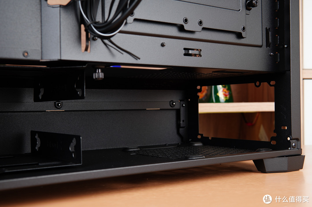 纯黑、紧凑、豪华,分形工艺Pop Air+ XPG D5 RO姬联名内存装机分享