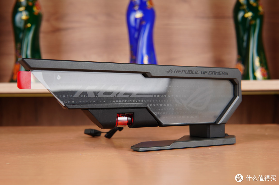 纯黑、紧凑、豪华,分形工艺Pop Air+ XPG D5 RO姬联名内存装机分享