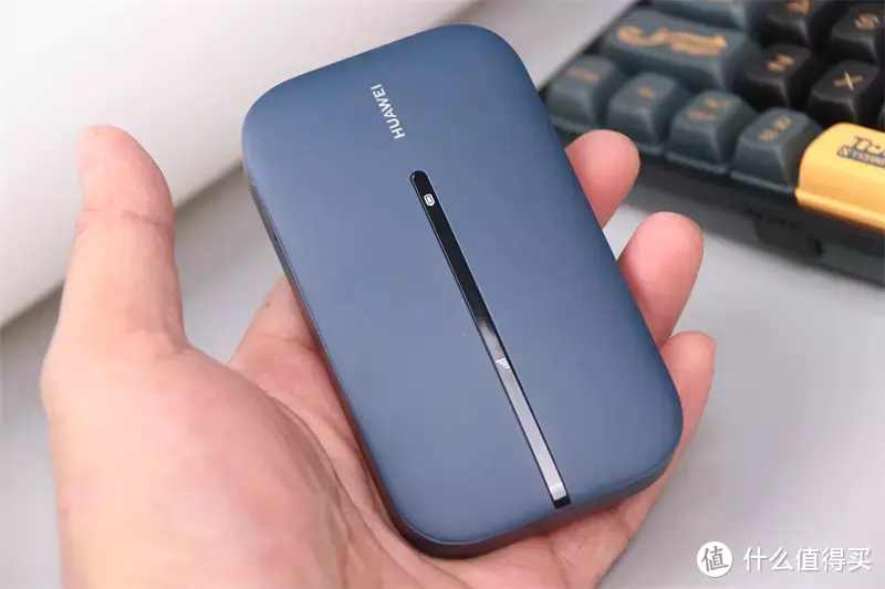 户外也能用WiFi， 高速上网不掉速！华为新品随行WiFi 3 Pro体验