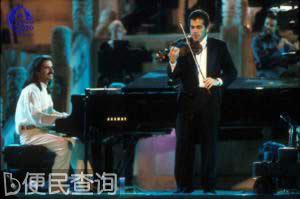 雅尼在首都体育馆推出北京之行首场演出