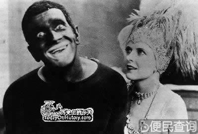 华纳制片公司推出了电影史上第一部有声片