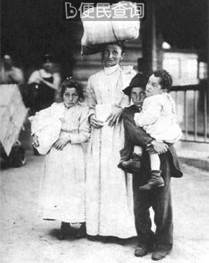 本世纪最初的十年,移民潮水般地涌入美国