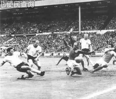 1966年7月30日 英格兰足球队在世界杯赛中获胜