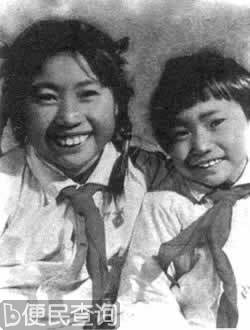 龙梅和玉荣战胜暴风雪,保护了羊群