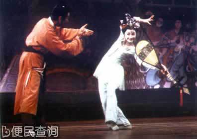 《丝路花雨》轰动海内外