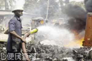 尼日利亚首都拉各斯大爆炸2000人丧生