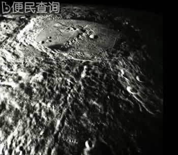 “阿波罗——15号”安全着陆