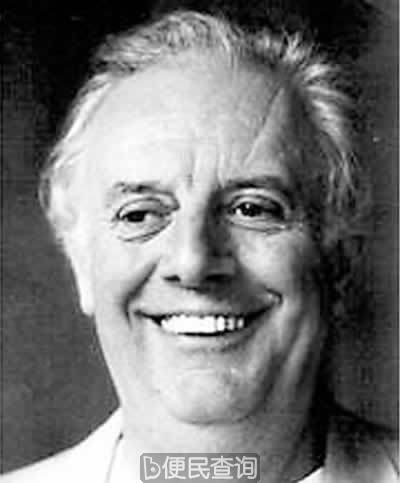 意大利喜剧演员达里奥·福荣获诺贝尔奖