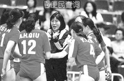 美国排协宣布正式聘请郎平为主教练