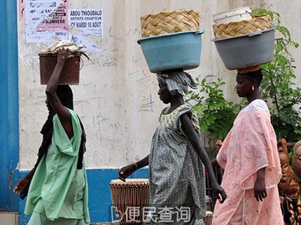 中国与毛里塔尼亚伊斯兰共和国建立外交关系