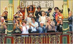 西班牙总理为同性婚姻合法化发表演说