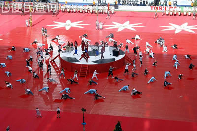 第十八届世界杯足球赛在德国开幕