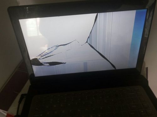 笔记本电脑开机就会出现屏裂的画面,而且一直这个画面电脑屏幕碎成