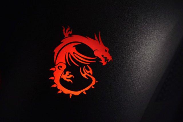 微星 msi gm50 游戏鼠标体验曝光一下 gt70全球限量版限200台 红龙
