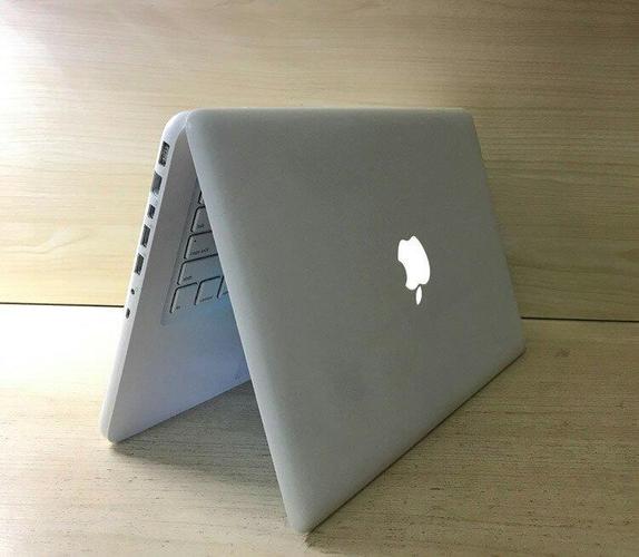 苹果极微薄的13英寸macbook air mmgf2ch/a mqd32型笔记本电脑这是